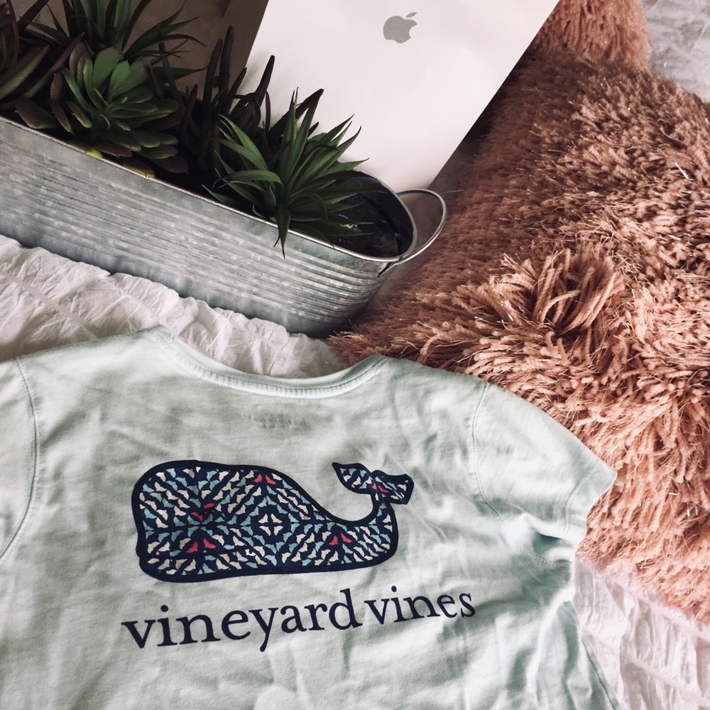 Girls (child) Vineyard Vine T-shirt 10-12 blue